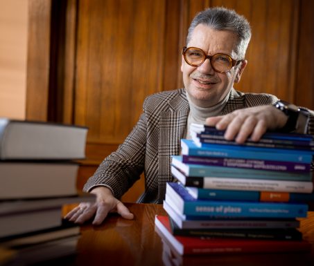 dr hab. Piotr Wachowiak